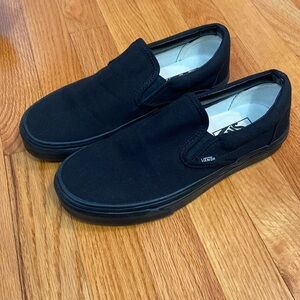 Black Slip-on Vans W8.5 M7